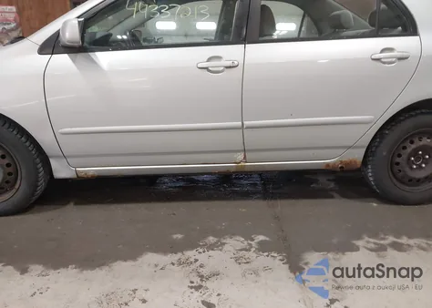 2004 Toyota Corolla Le z USA, uszkodzony, nr VIN 2T1BR32E74C301983